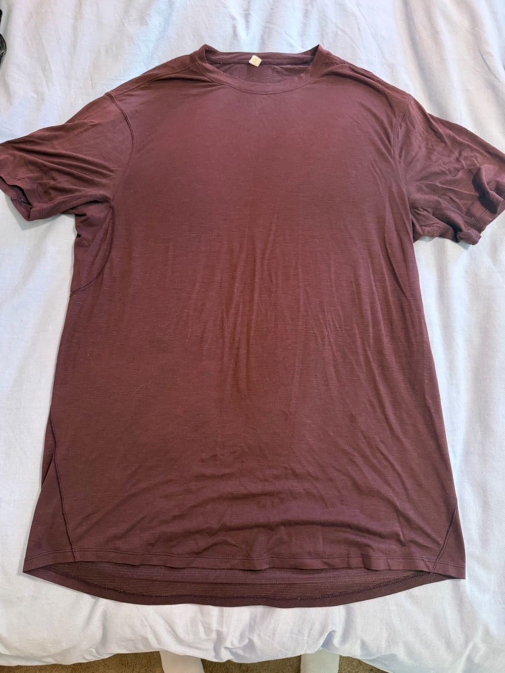 2 lululemon athletica Men's Short-Sleeve Tees in Burgundy and heather grey
